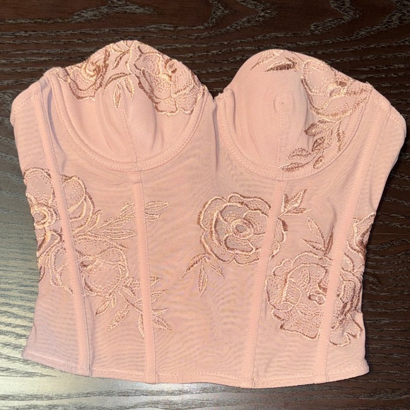 Dynamite Blush Lace Bustier - Picture 4 of 10